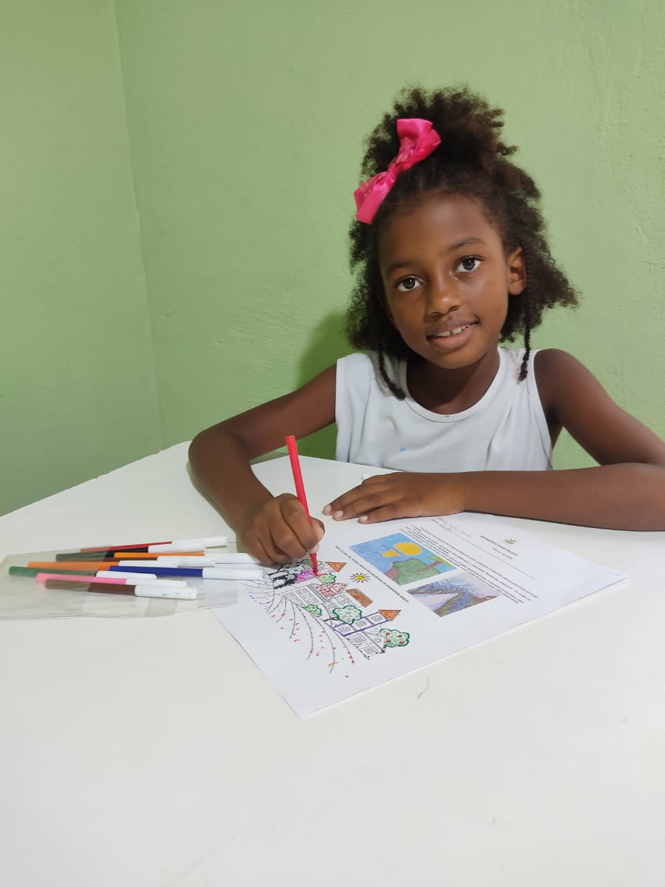 A jornada de Thalita: da dificuldade de aprendizagem à brilhante confiança com a alfabetização